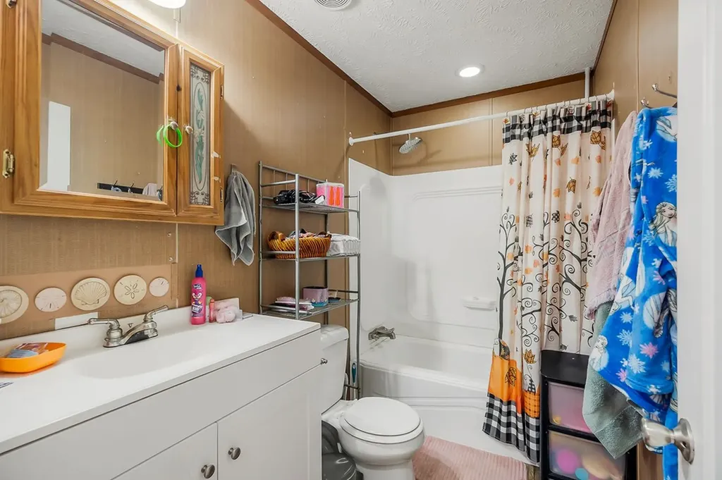 14914 Peach Stone Road Crawford TN 38554