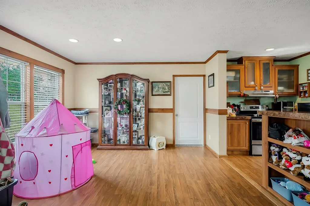 14914 Peach Stone Road Crawford TN 38554