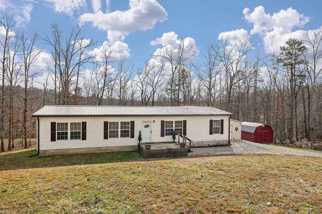 14914 Peach Stone Road Crawford TN 38554