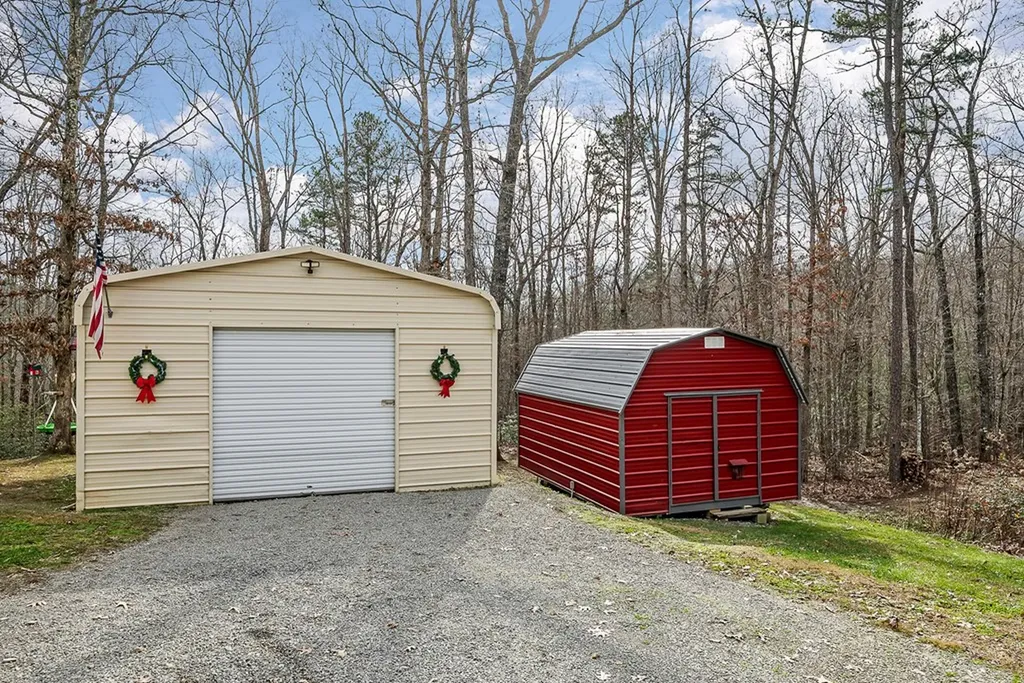 14914 Peach Stone Road Crawford TN 38554