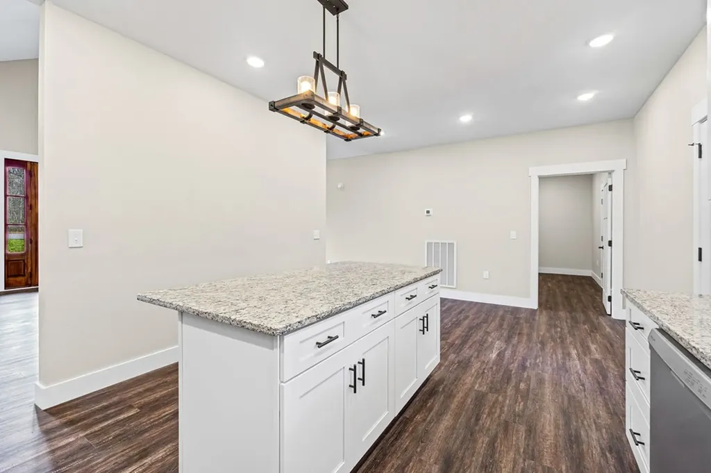 1174 Hargis Road Grimsley TN 38565