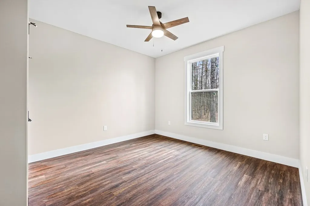 1174 Hargis Road Grimsley TN 38565