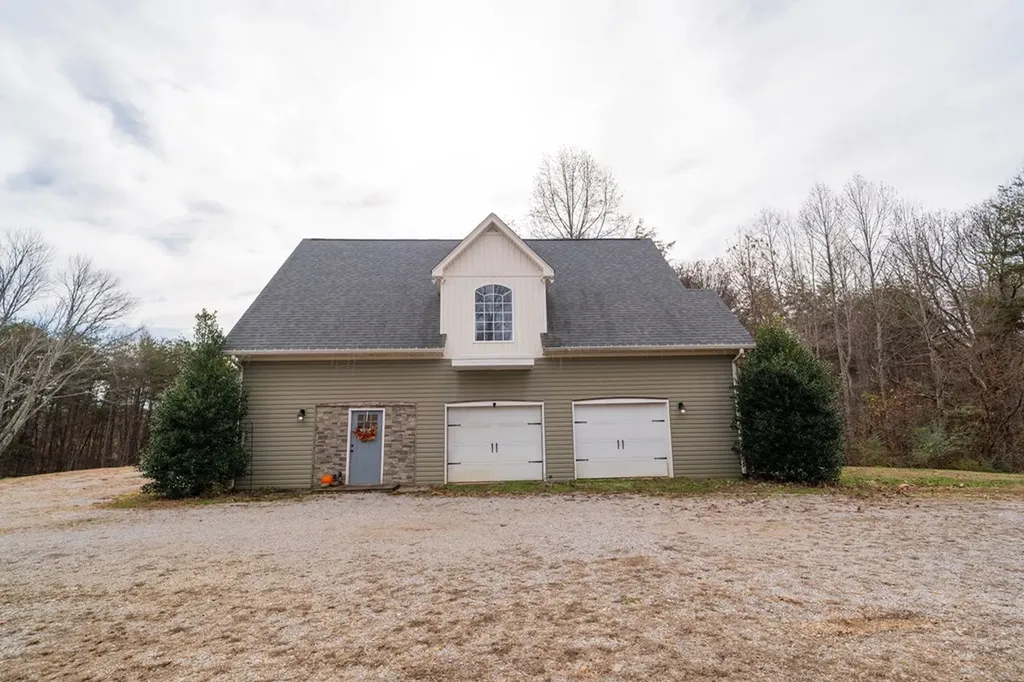 351 Mabry School Road Cookeville TN 38501