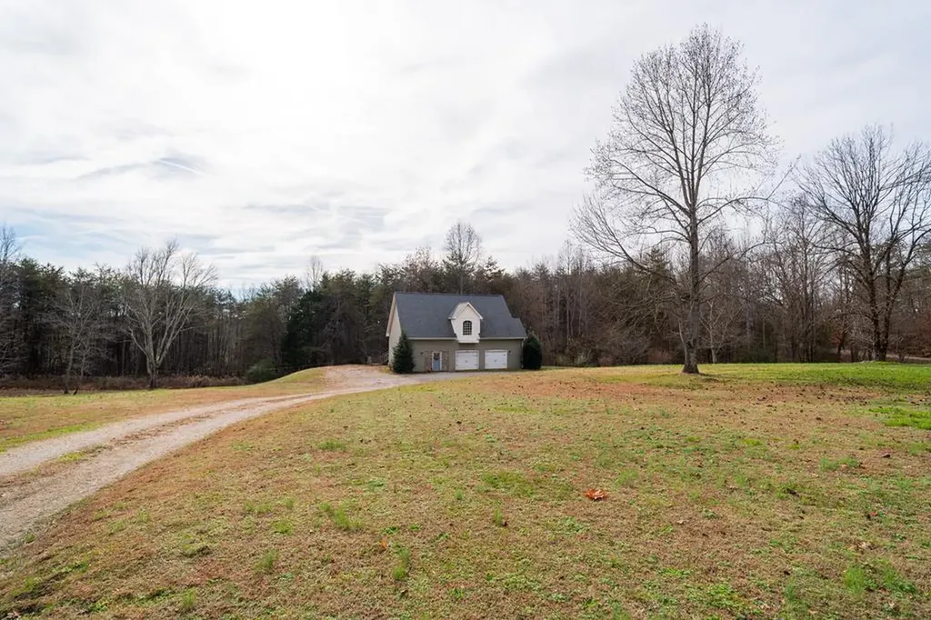 351 Mabry School Road Cookeville TN 38501