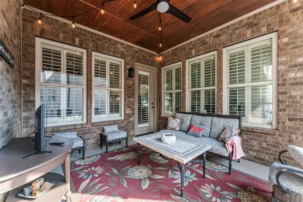 1690 Noah Lane Gallatin TN 37066