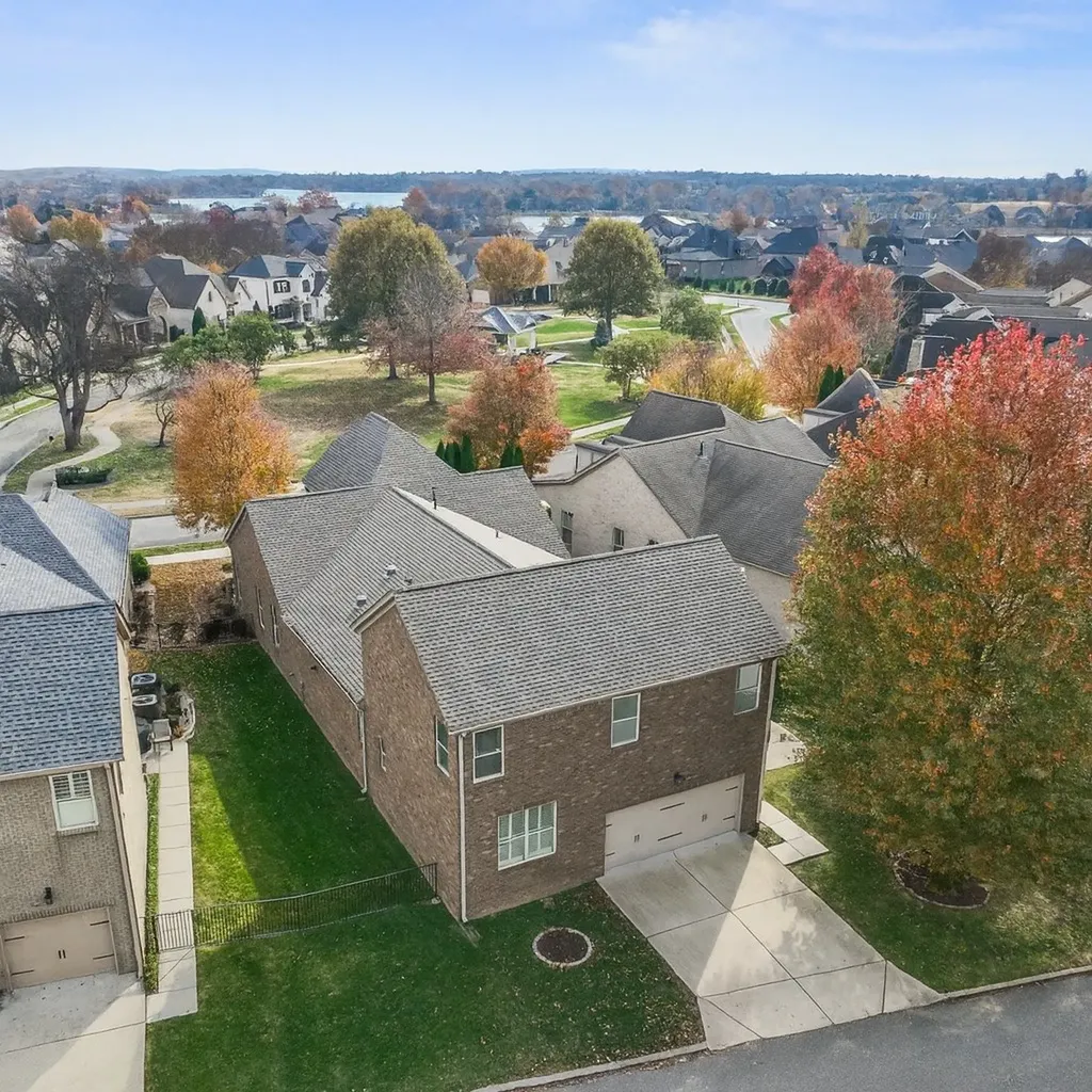 1690 Noah Lane Gallatin TN 37066