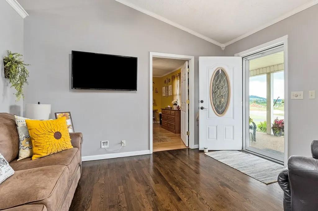 126 Ozone Monroe TN 38573