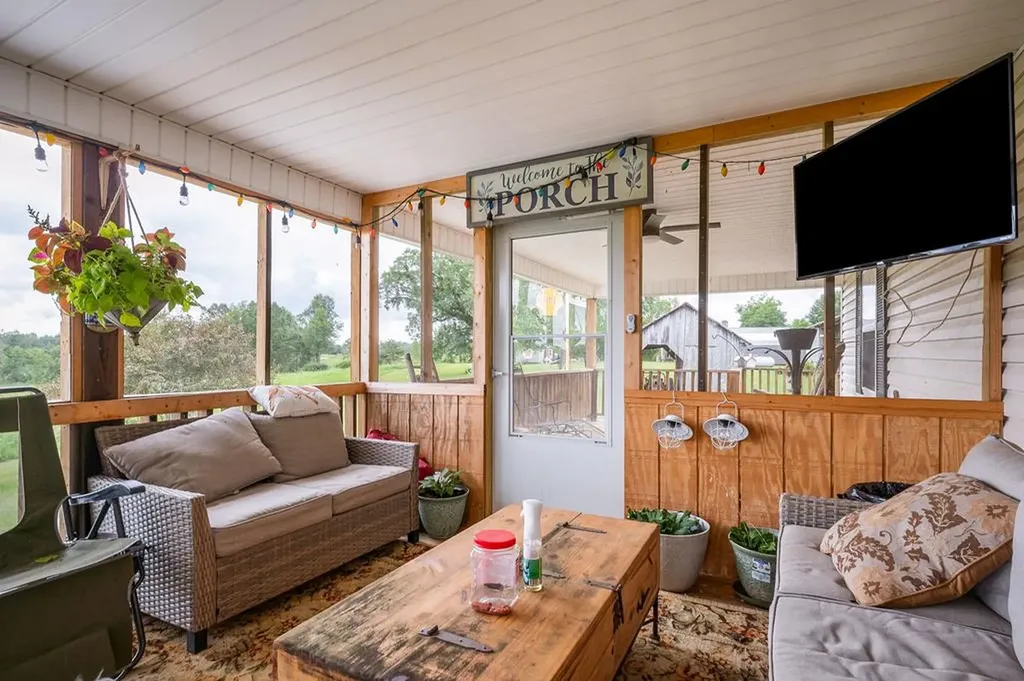 126 Ozone Monroe TN 38573