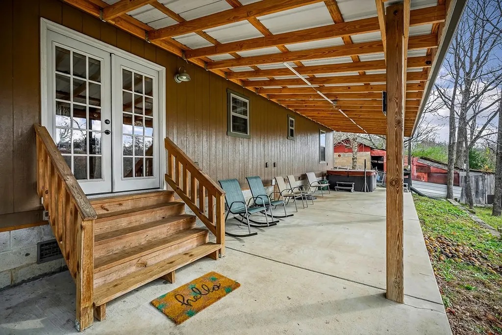 301 W Everett Street Sparta TN 38583