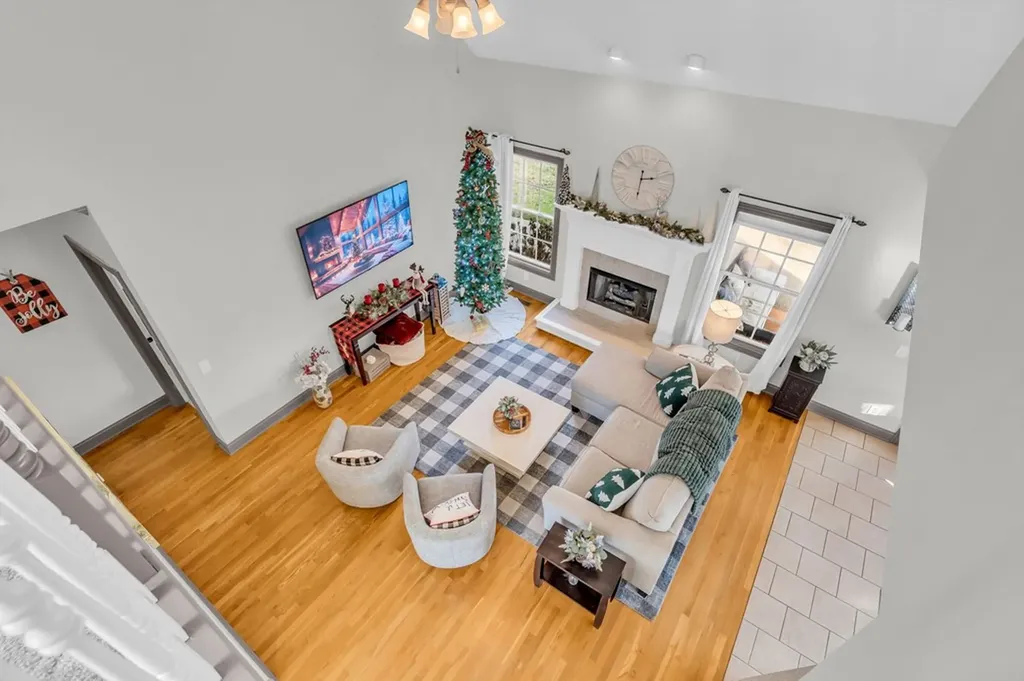 1903 Summer Lake Mount Juliet TN 37122