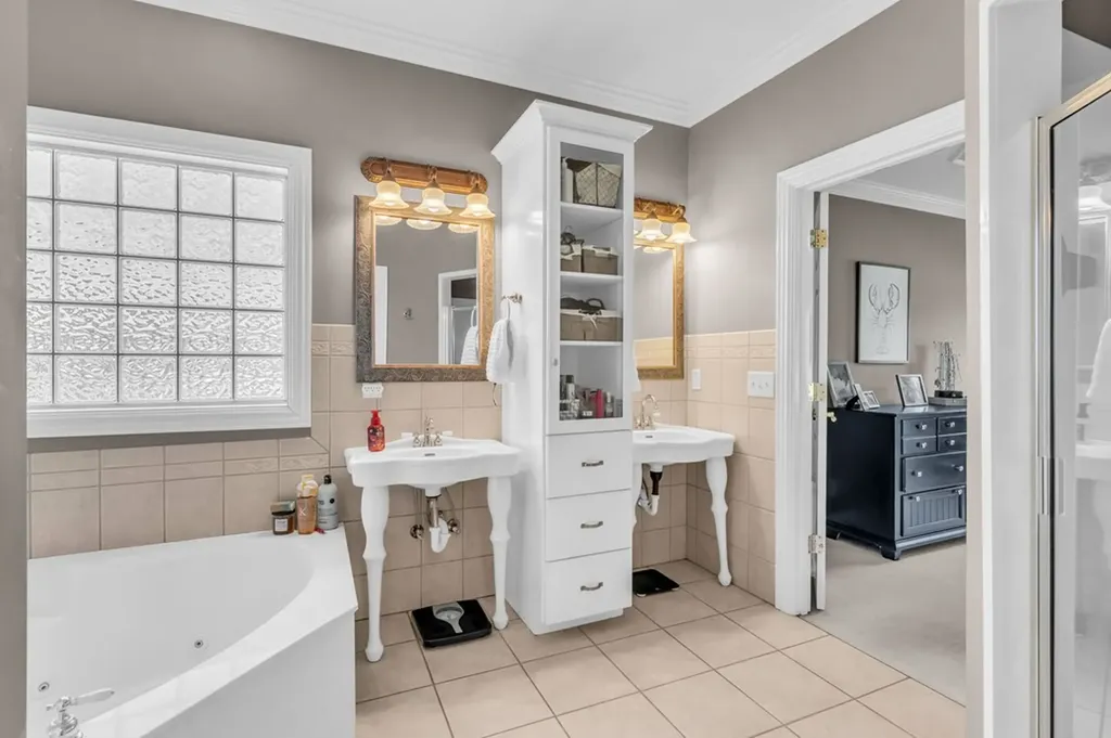 1903 Summer Lake Mount Juliet TN 37122