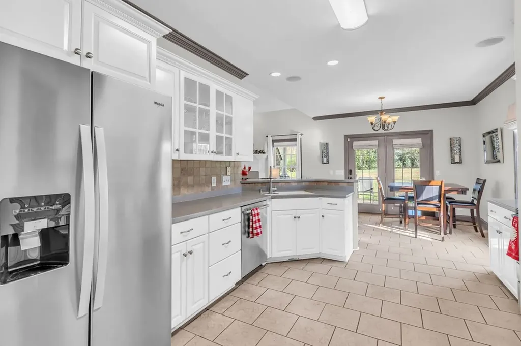 1903 Summer Lake Mount Juliet TN 37122