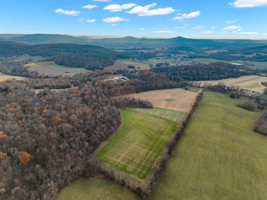 4934 N York Highway Pall Mall TN 38577