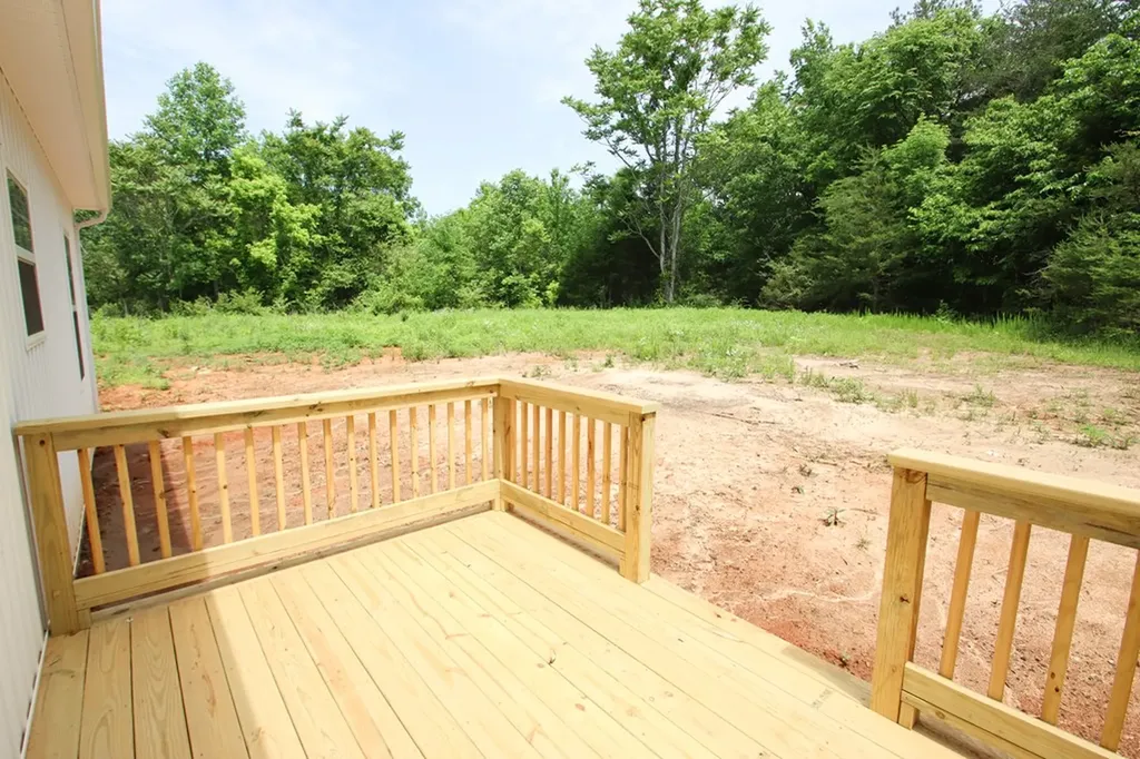 88 River Oaks Drive Sparta TN 38583