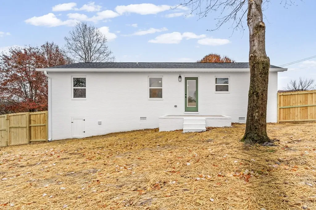 708 Thomas Road Cookeville TN 38501-6757