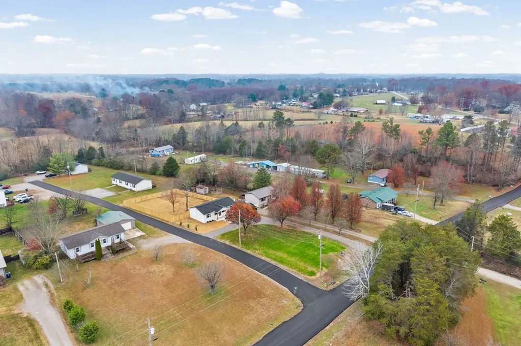 708 Thomas Road Cookeville TN 38501-6757