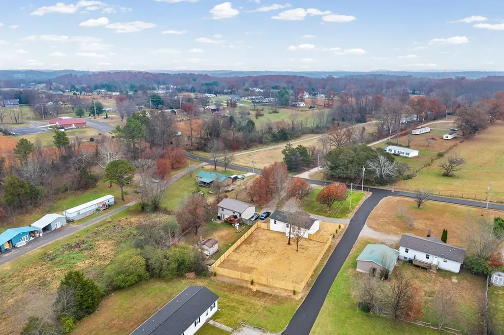 708 Thomas Road Cookeville TN 38501-6757