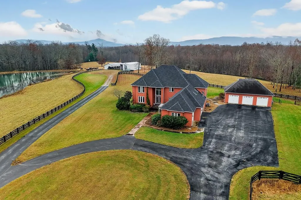 4285 Highway 127s Crossville TN 38572