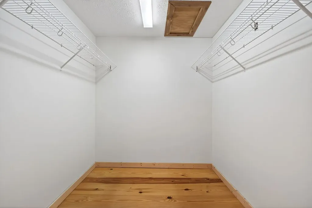 448 Daniels Lane Celina TN 38551