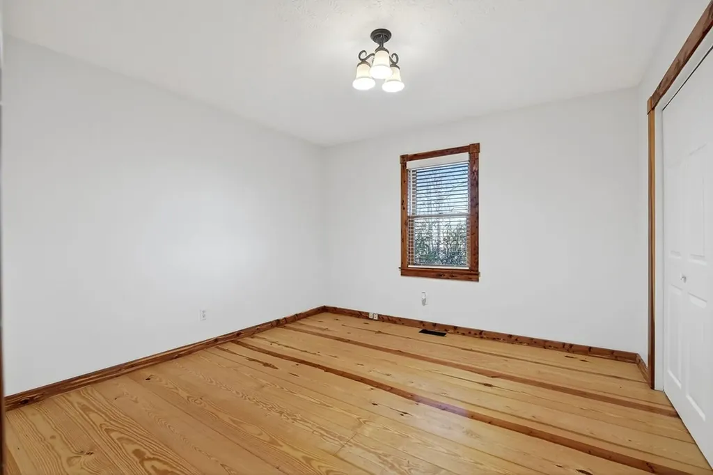 448 Daniels Lane Celina TN 38551