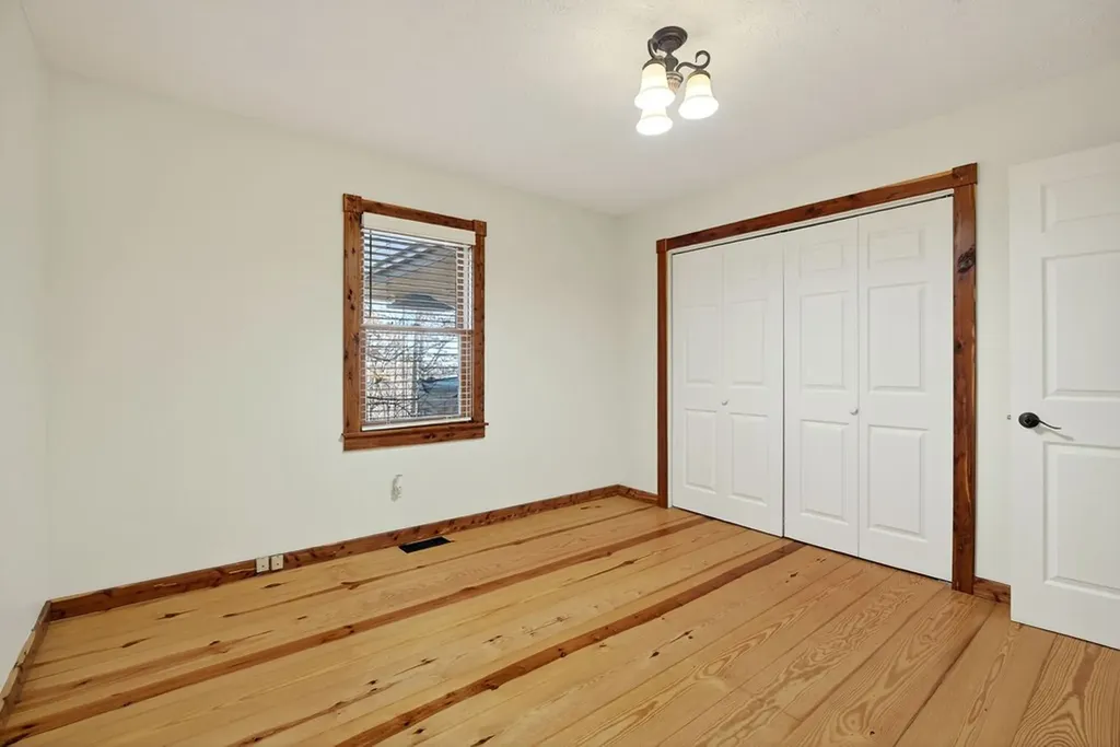 448 Daniels Lane Celina TN 38551