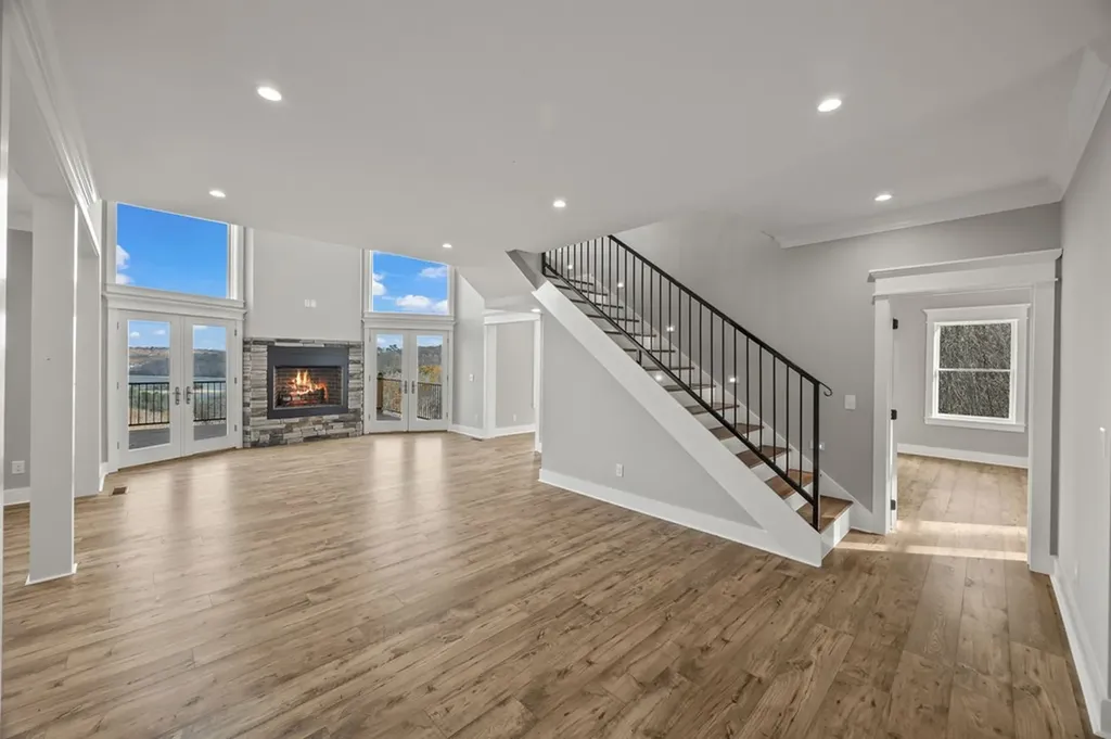 176 Bear Pause Road Byrdstown TN 38549