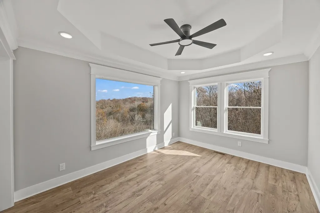 176 Bear Pause Road Byrdstown TN 38549