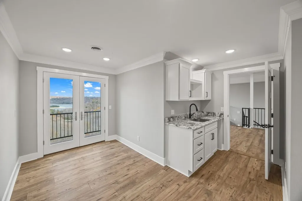 176 Bear Pause Road Byrdstown TN 38549