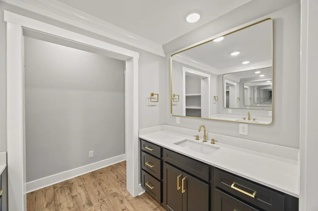 176 Bear Pause Road Byrdstown TN 38549