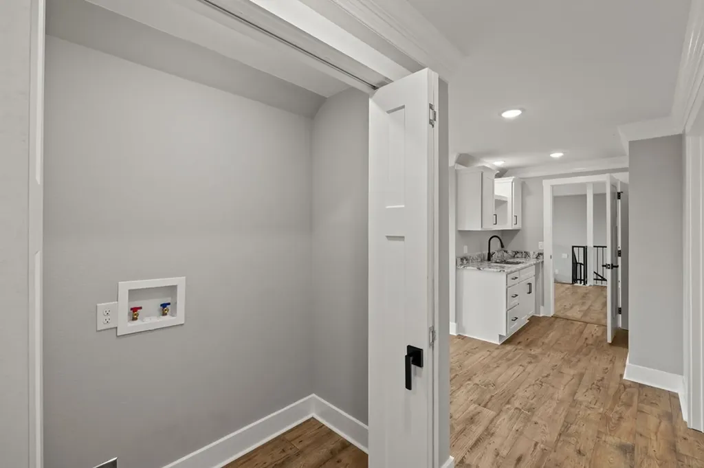 176 Bear Pause Road Byrdstown TN 38549