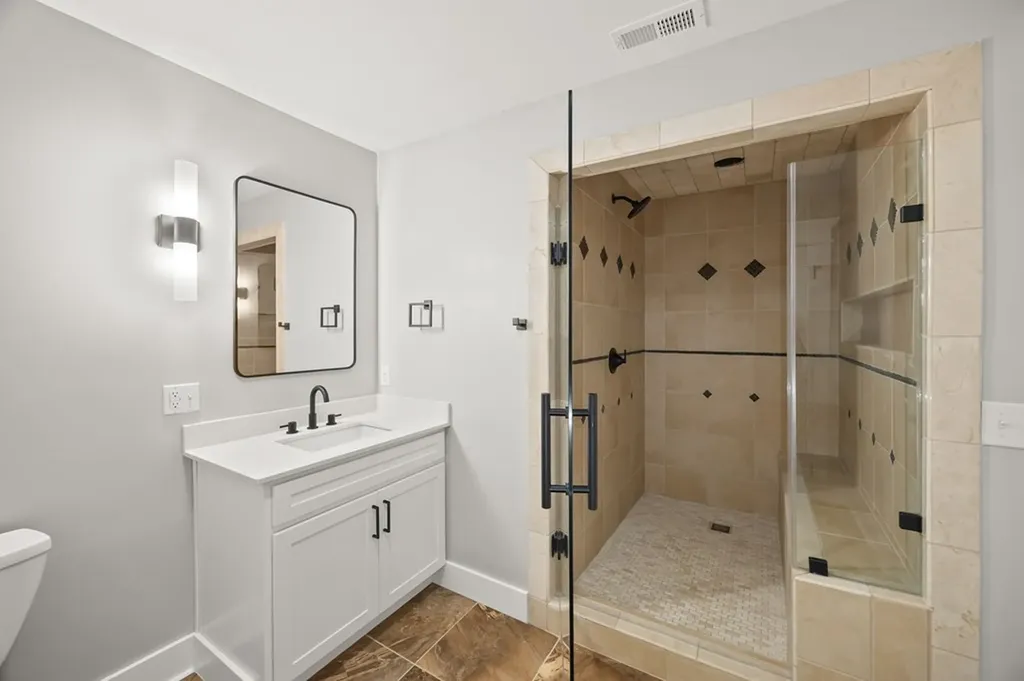 176 Bear Pause Road Byrdstown TN 38549