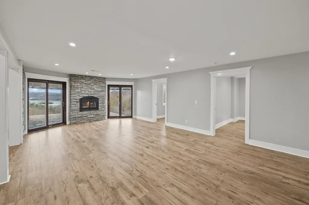 176 Bear Pause Road Byrdstown TN 38549