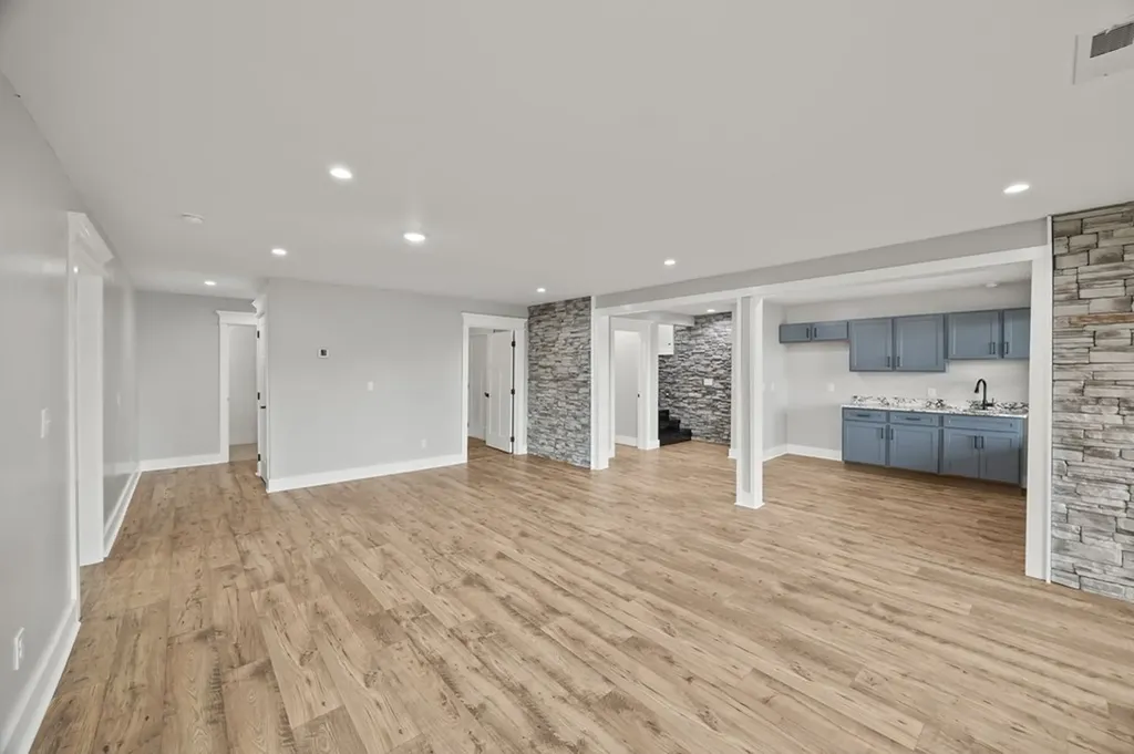 176 Bear Pause Road Byrdstown TN 38549