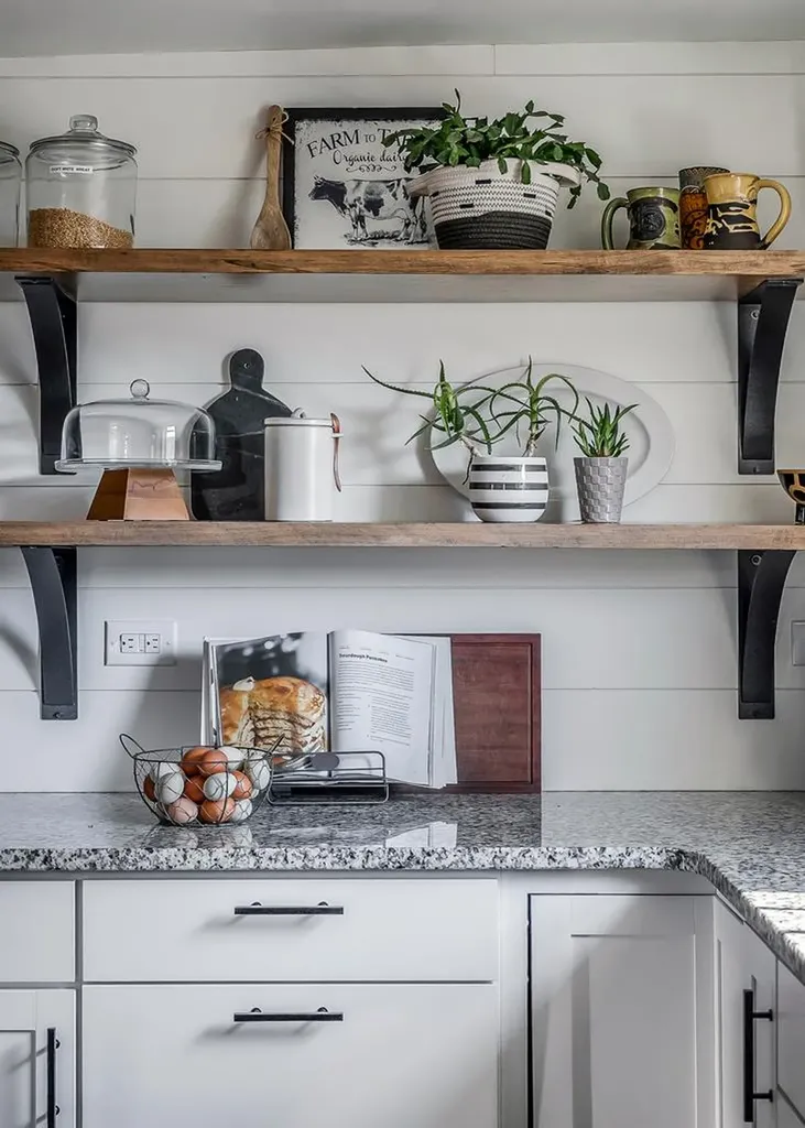 3297 Three Island Road Walling TN 38587