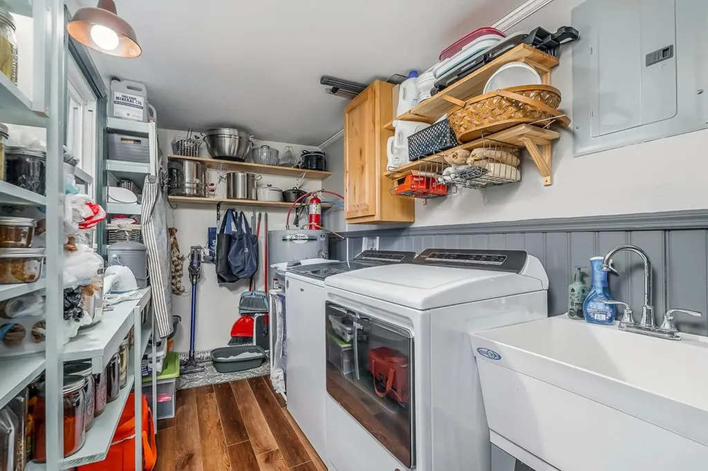 3297 Three Island Road Walling TN 38587