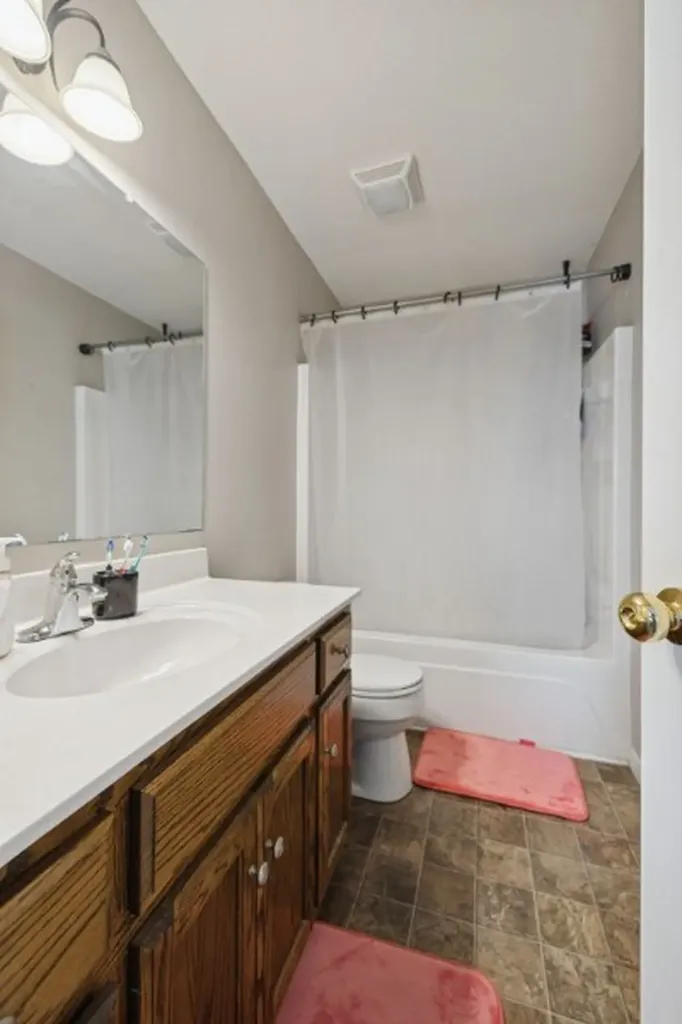 104 Leigh Anna Circle Lafayette TN 37083