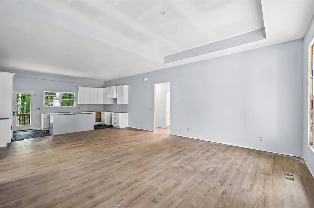 235 Estates Lake Drive Crossville TN 38571