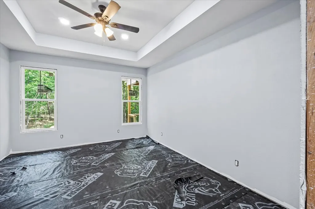 235 Estates Lake Drive Crossville TN 38571