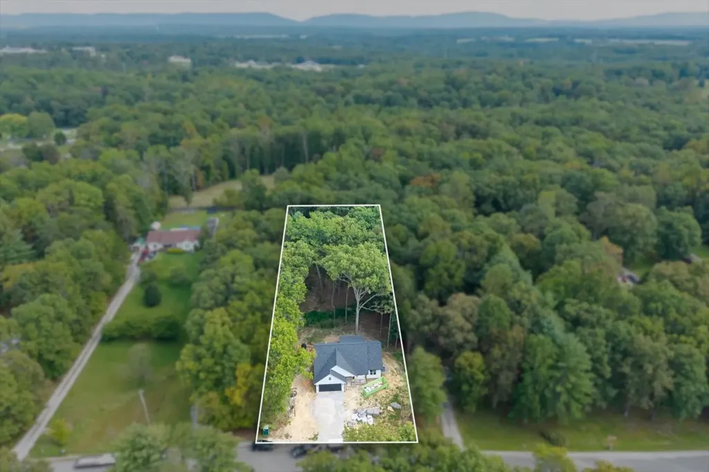 235 Estates Lake Drive Crossville TN 38571