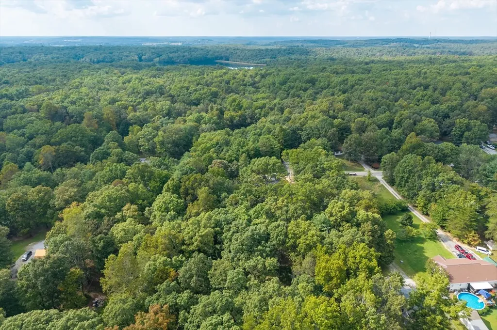 235 Estates Lake Drive Crossville TN 38571