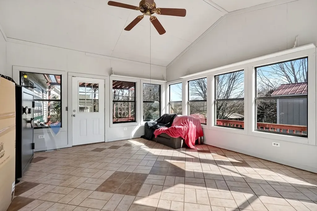 288 Mallory Circle Livingston TN 38570