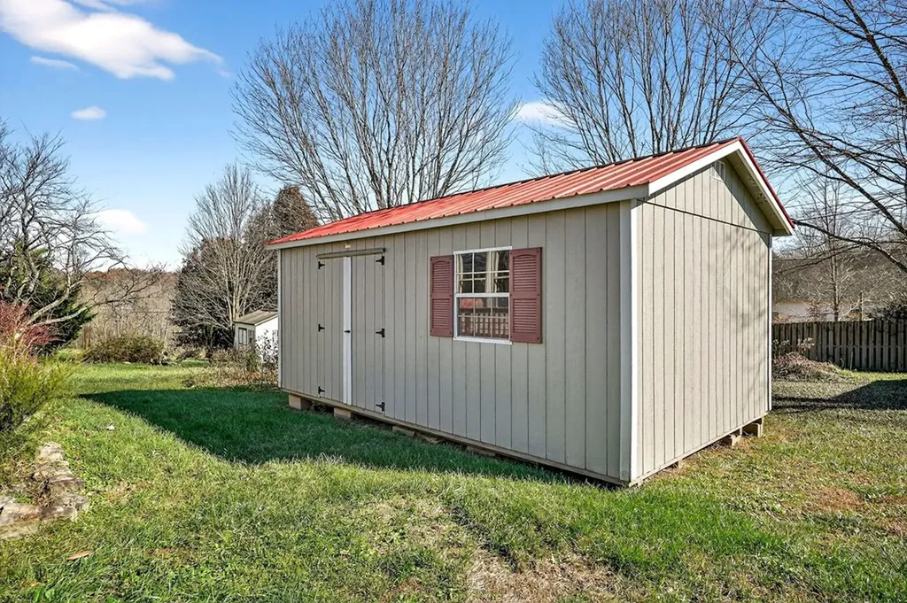 288 Mallory Circle Livingston TN 38570