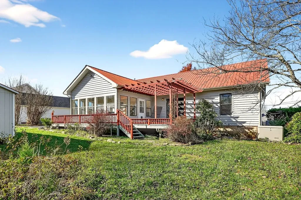 288 Mallory Circle Livingston TN 38570