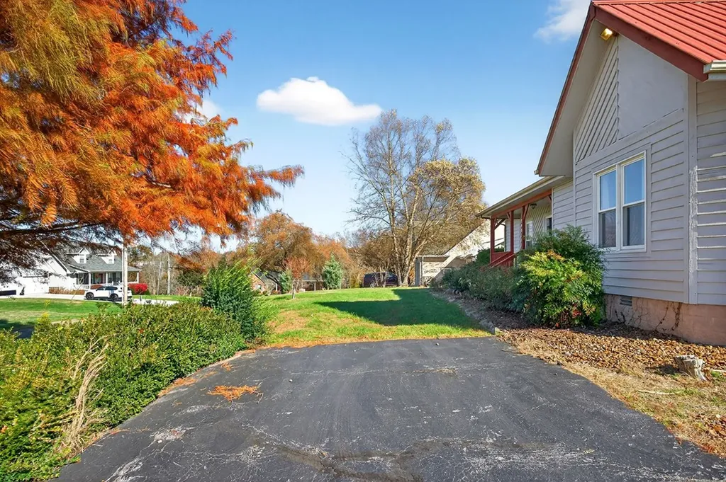 288 Mallory Circle Livingston TN 38570