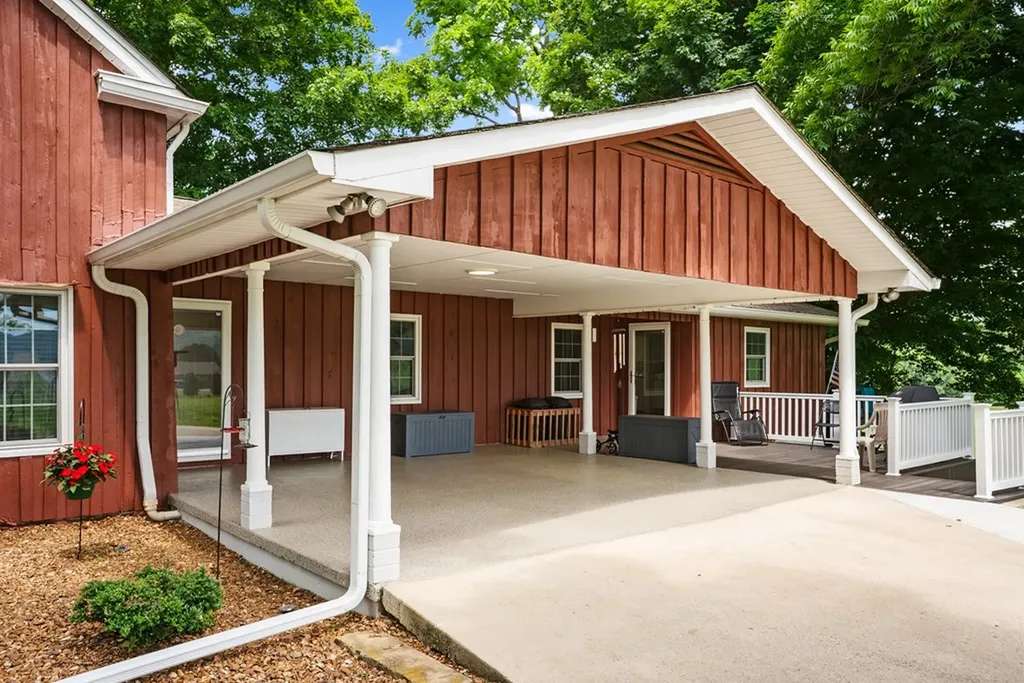 1364 Country Club Road Sparta TN 38583