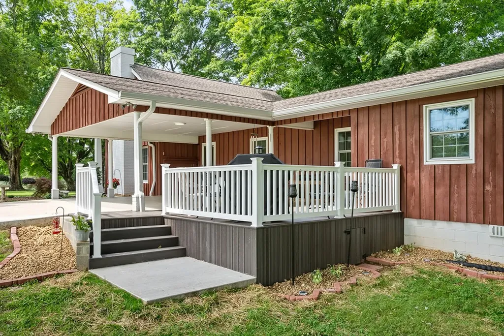 1364 Country Club Road Sparta TN 38583