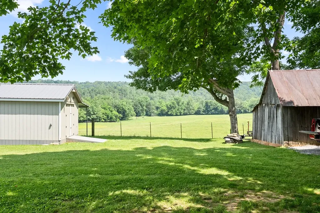 1364 Country Club Road Sparta TN 38583