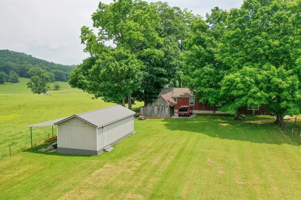 1364 Country Club Road Sparta TN 38583