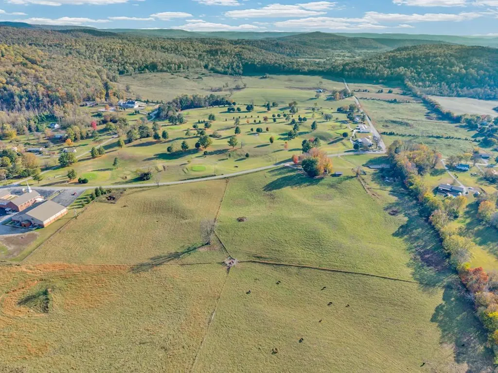 1364 Country Club Road Sparta TN 38583