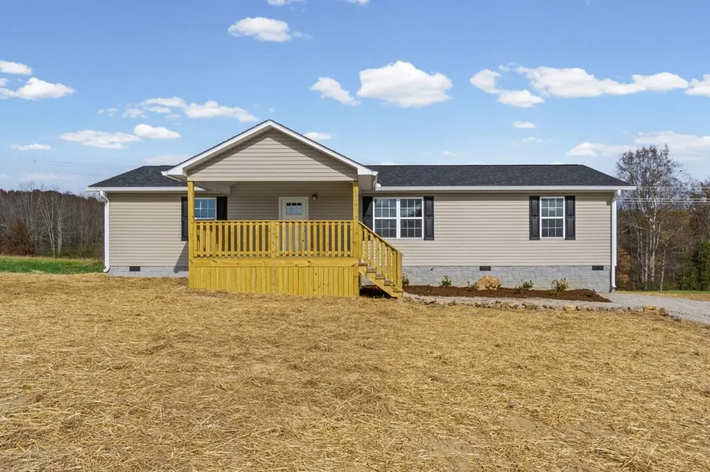 5445 Window Cliff Road Baxter TN 38544